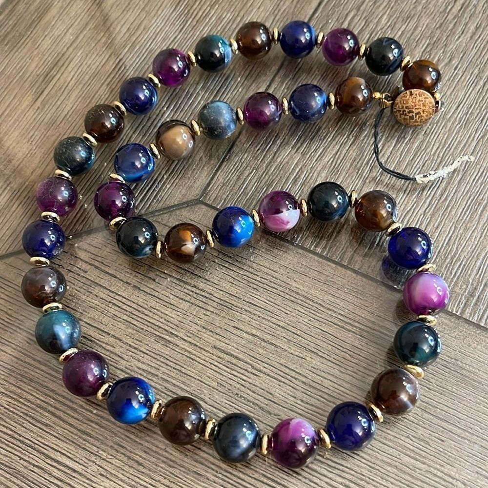 Vintage Acrylic or Lucite Marbled Beaded Necklace 25”